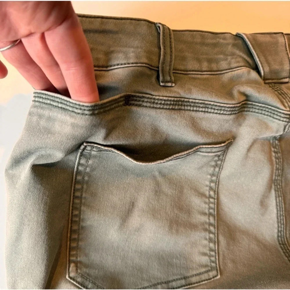 5.11 Tactical Women's Pants in Olive Green - Picture 5 of 16